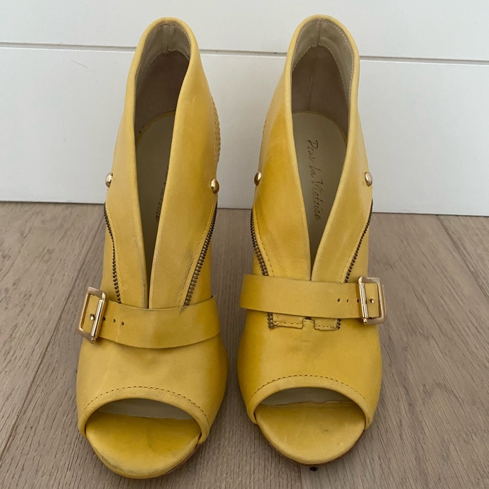 Pour La Victoire Booties